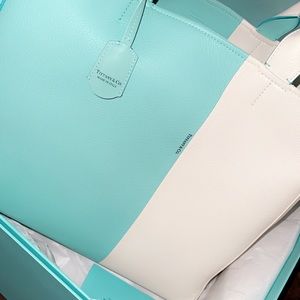 Rare Color Block women's tote
